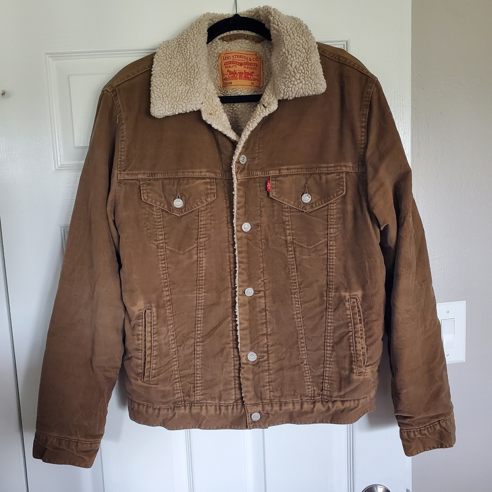 Levi's Men's Sherpa-Lined Trucker Jacket in Brown